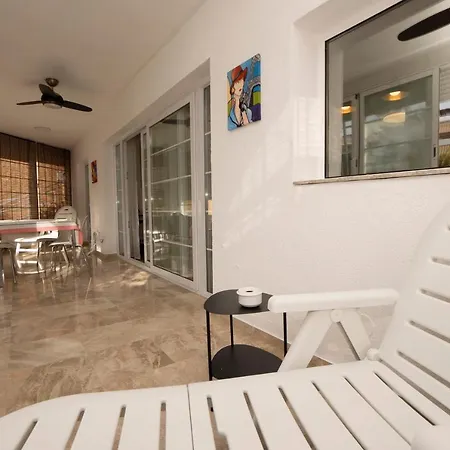 Apartment Jarales Menyber